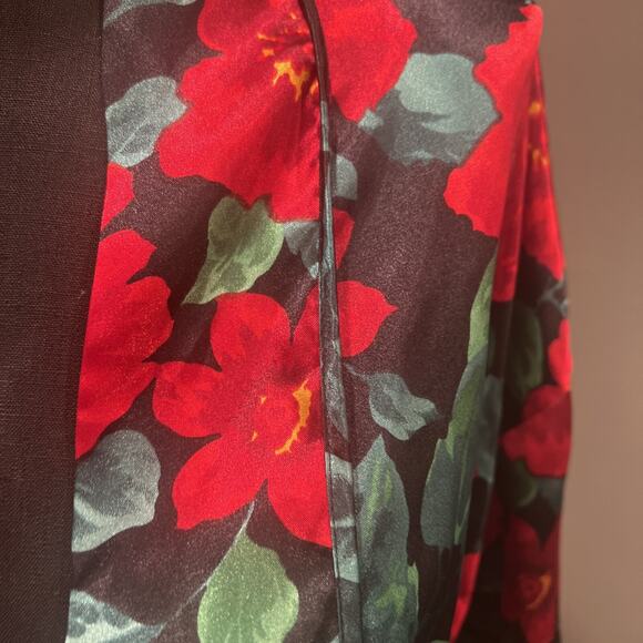 Victoria Secret Gold Label Robe And Chemise Roses Lace Medium - Picture 5 of 13